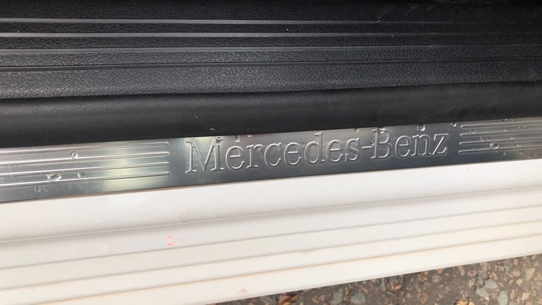 2022 Mercedes-Benz A-Class A 200 SPORT EXECUTIVE AUT Saloon Petrol Automatic