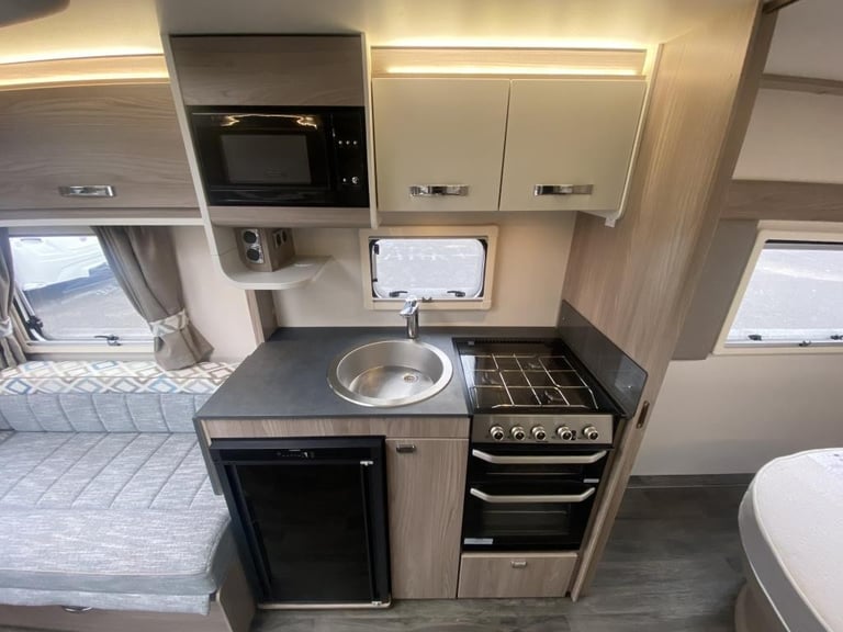 2023 SWIFT CELEBRATE GRANDE 4SB TOURING CARAVAN