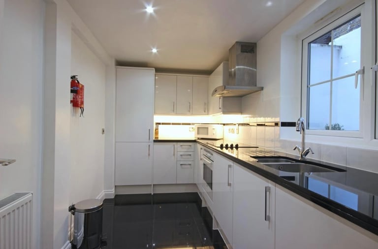 Mayfair (1) - W1J One Bedroom Apartment Short Term Let  £1600 per week 