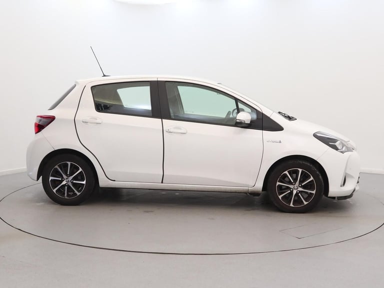 2018 Toyota Yaris 1.5 Hybrid Icon Tech 5dr CVT Hatchback PETROL/ELECTRIC Automatic