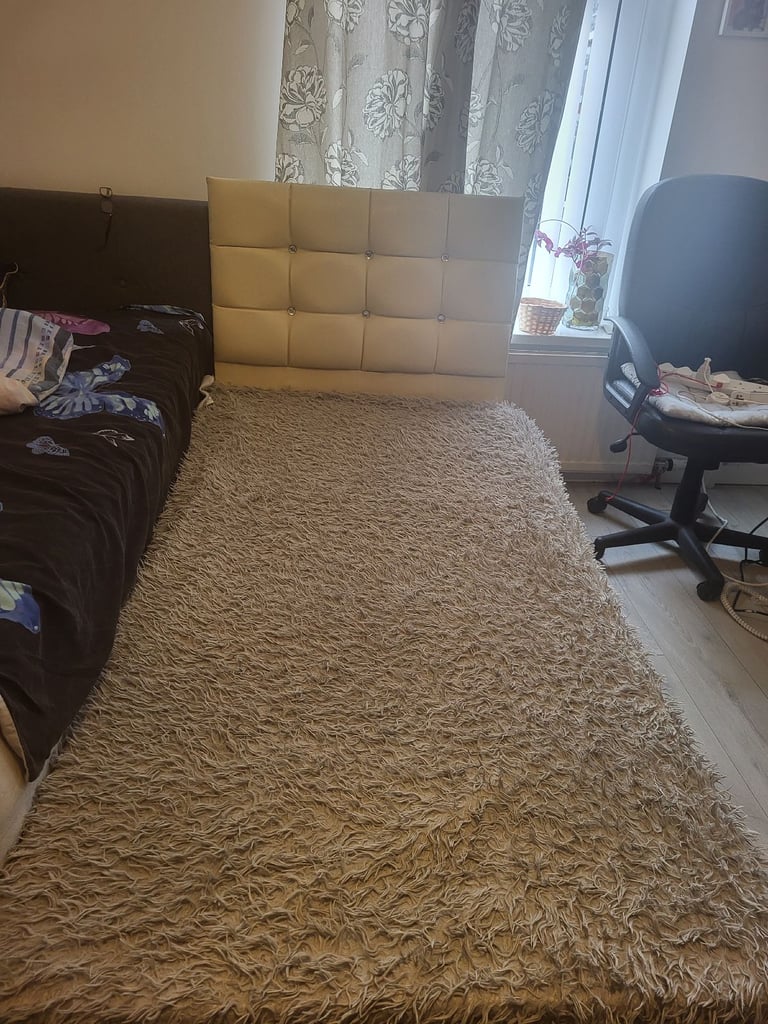 Single bed base with storage £20