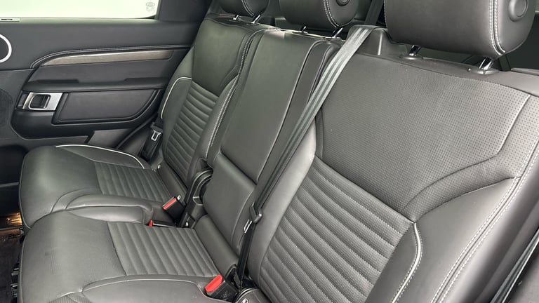 2023 Land Rover Discovery 3.0 D300 MHEV Metropolitan Edition SUV 5dr Diesel Auto 4WD Euro 6 (s/s)...