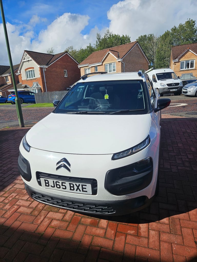 Citroen, C4 CACTUS, Hatchback, 2015, Manual, 1560 (cc), 5 doors