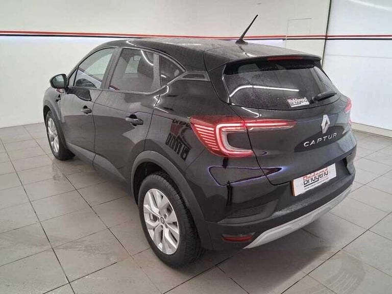 2022 Renault Captur 1.3 TCe Iconic Edition SUV 5dr HATCHBACK Petrol Automatic