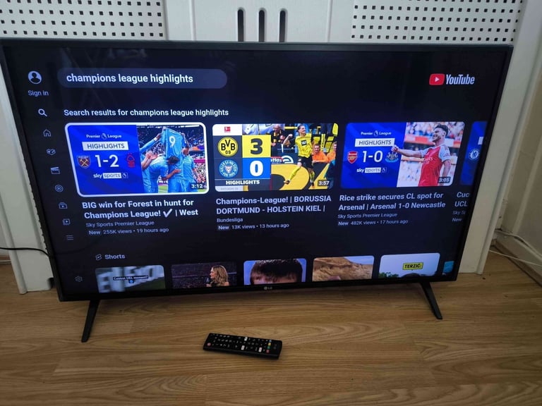 Smart TV LG 43" 4K UHD Active HDR WiFi 3xHDMI 2xUSB Freeview