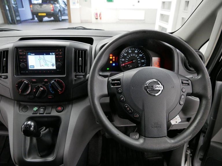 2017 NISSAN NV200 1.5 DCI 90 BHP TEKNA EDITION 6 DOOR ( AIR CON + SAT NAV )