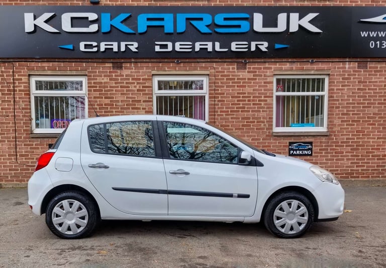 2009 Renault Clio 1.1 Clio Expression 16v 5dr Hatchback Petrol Manual