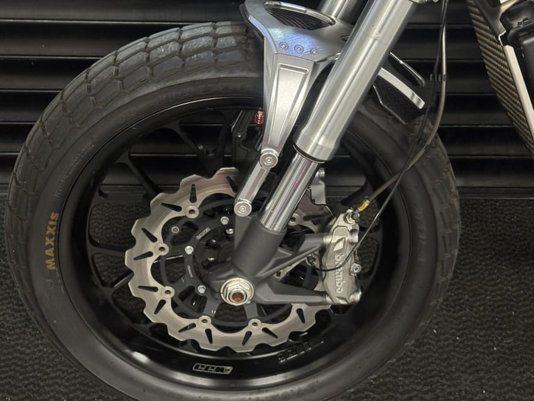 CCM SPITFIRE Flatracker 1 Owner -Meticulously cared For many CCM Options 