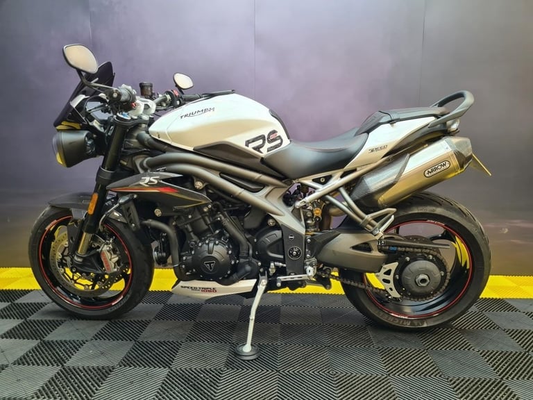 Triumph Speed Triple RS 1050 White 2018