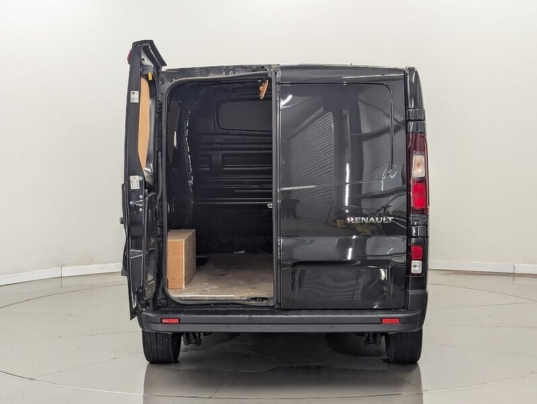 2023 Renault Trafic dCi Blue SL28 Sport Panel Van Diesel Manual