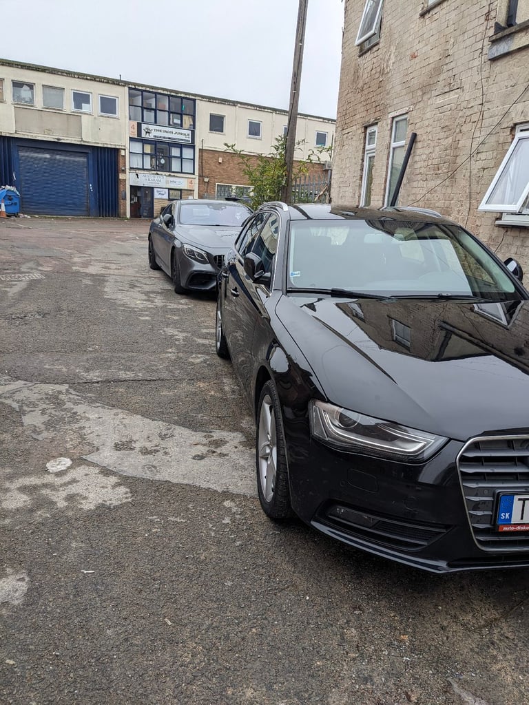  LEFT HAND DRIVE Audi A4 B8 2.0 TDI. 2014  Automatic 