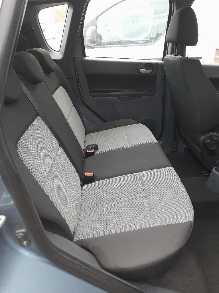 Mitsubishi, COLT, Hatchback, 2011, Semi-Auto, 1332 (cc), 5 doors