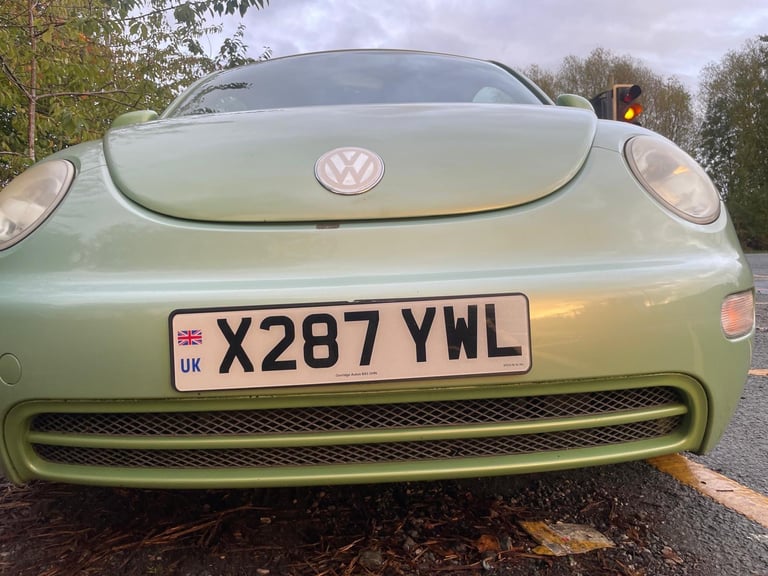 VW BEETLE 2.0 PETROL 2000 X REG 3 DOOR 1 OWNER GENUINE 70223 MOT MARCH 14TH 2026 SERVICE HISTORY