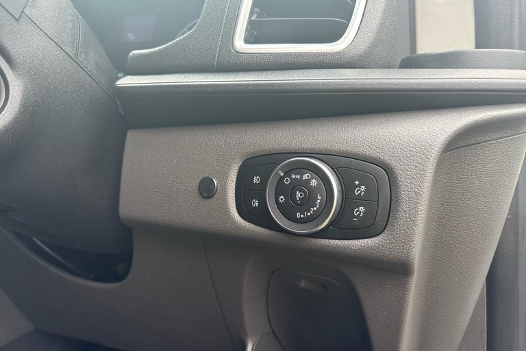  Ford Transit Custom 2.0 300 Ecoblue Limited Panel Van 5dr Diesel Manual L2 H1