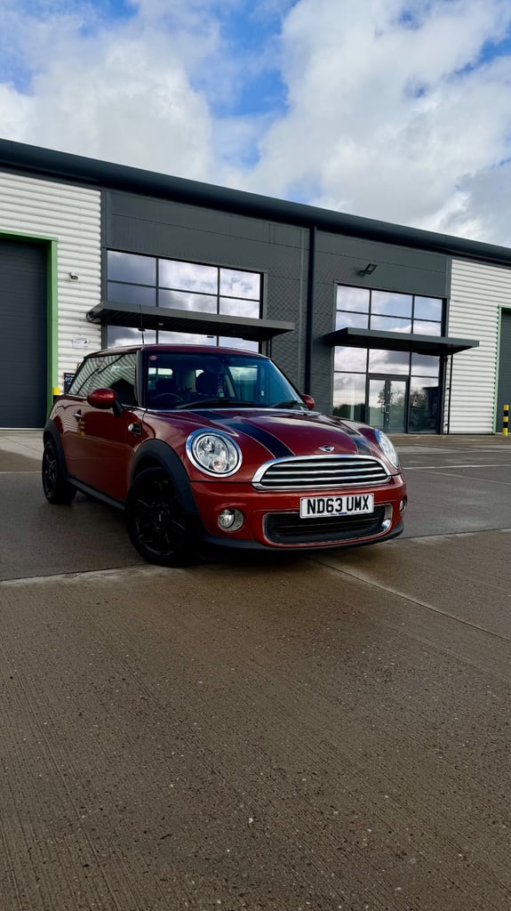 Mini Cooper One, Hatchback, 2013, Manual, 1598 (cc), 3 doors