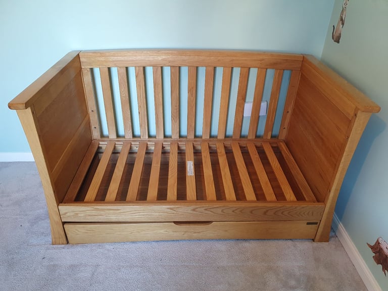 image for Mamas and Papas ocean cot bed solid oak