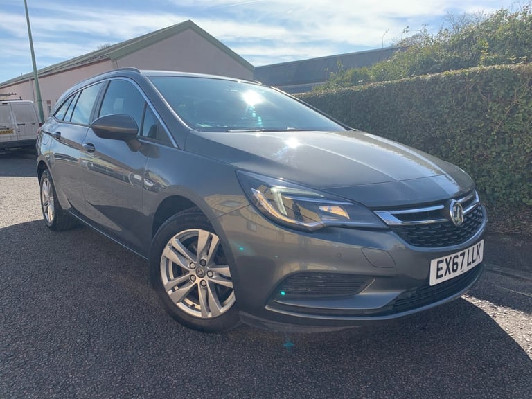 image for 2017 Vauxhall Astra 1.6 CDTi Design Sports Tourer 5dr Diesel Auto Euro 6 (136