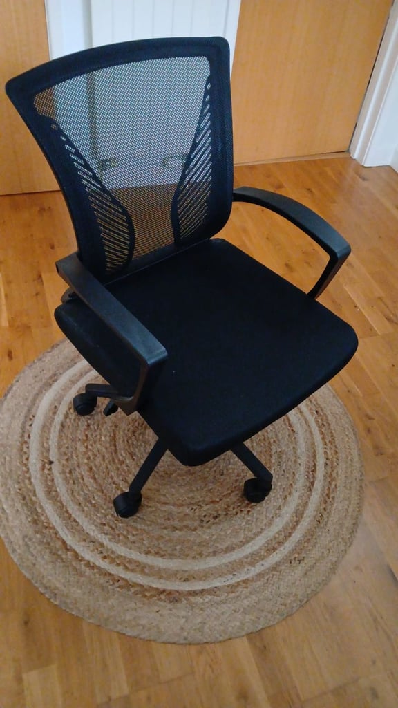 Black Office Swivel Chair 