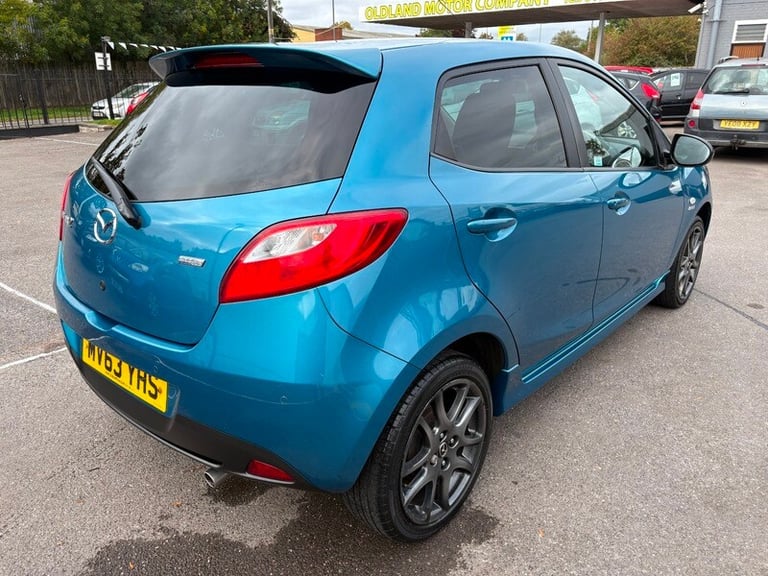 Mazda MAZDA 2 VENTURE EDITION