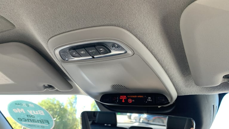 2022 Volvo XC40 1.5h T5 Recharge 10.7kWh Ultimate Bright SUV 5dr Petrol Plug-in Hybrid Auto SUV H...