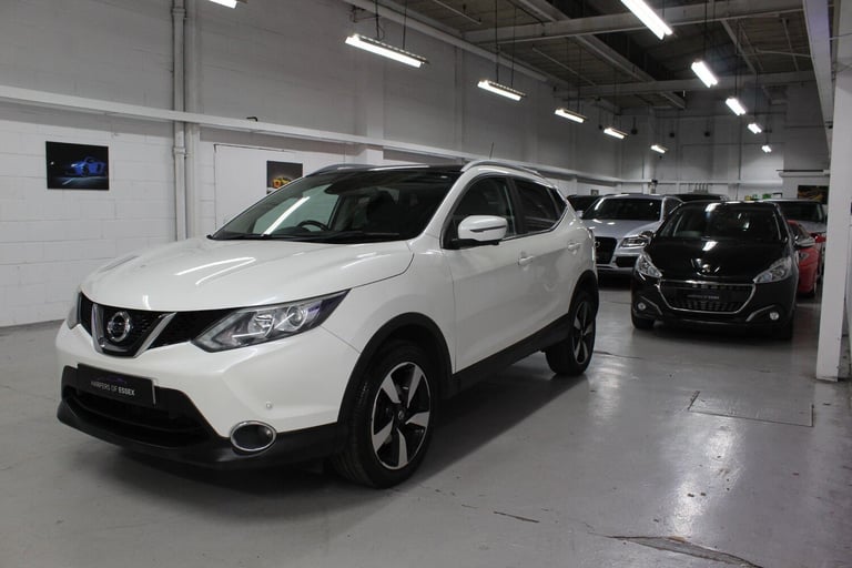 2014 Nissan Qashqai 1.2 DIG-T n-tec+ 2WD Euro 5 (s/s) 5dr HATCHBACK Petrol Manual