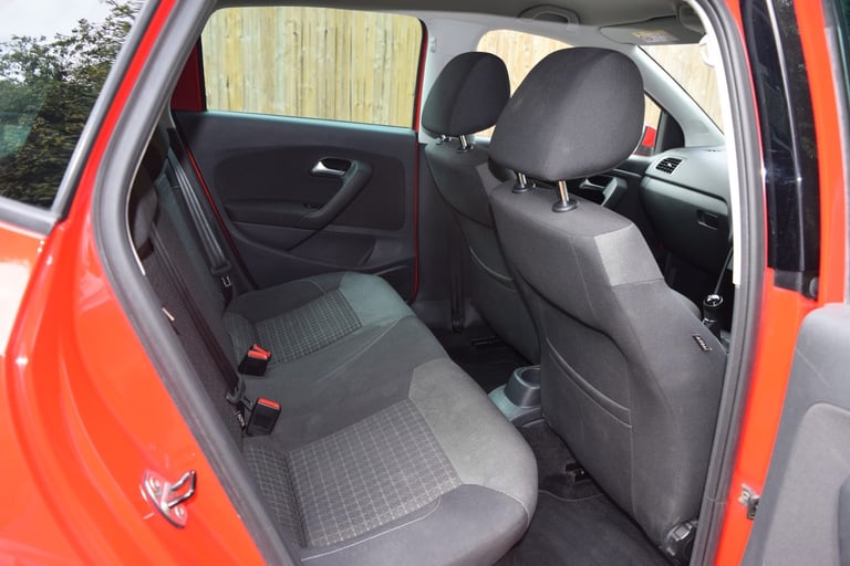 VOLKSWAGEN POLO 1.4 TDI BlueMotion Tech Match Red Manual Diesel 2016