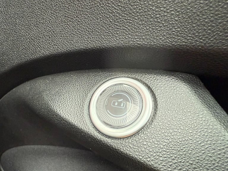 2024 Fiat 500 87kW Red 42kWh 3dr Auto Hatchback Electric Automatic