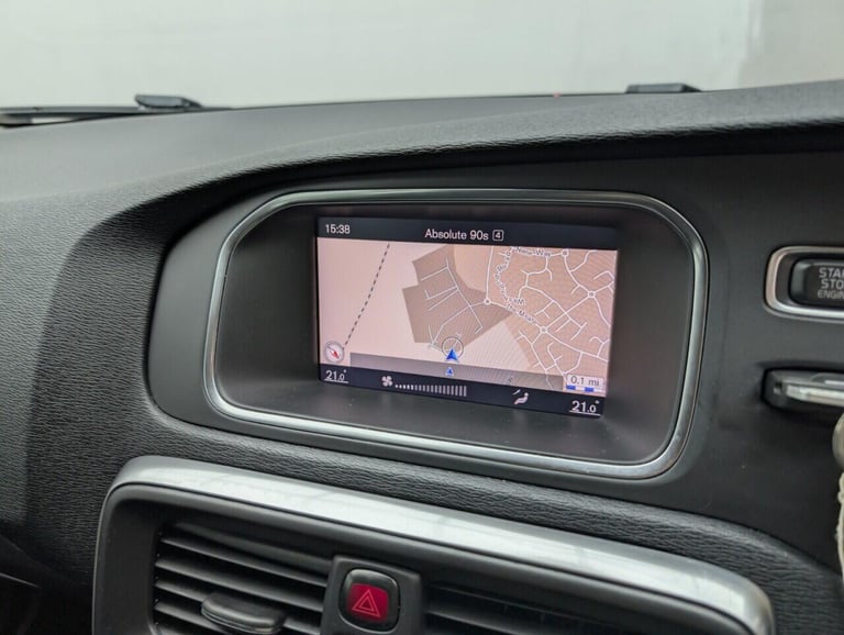 2019 Volvo V40 Cross Country 1.5 T3 Edition Hatchback 5dr Petrol Auto Euro 6 (s/s) (152 ps) 18'' ...