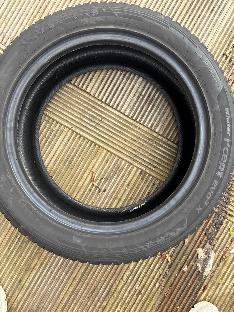 Winter tyres 235/50/R19 103V set of 4