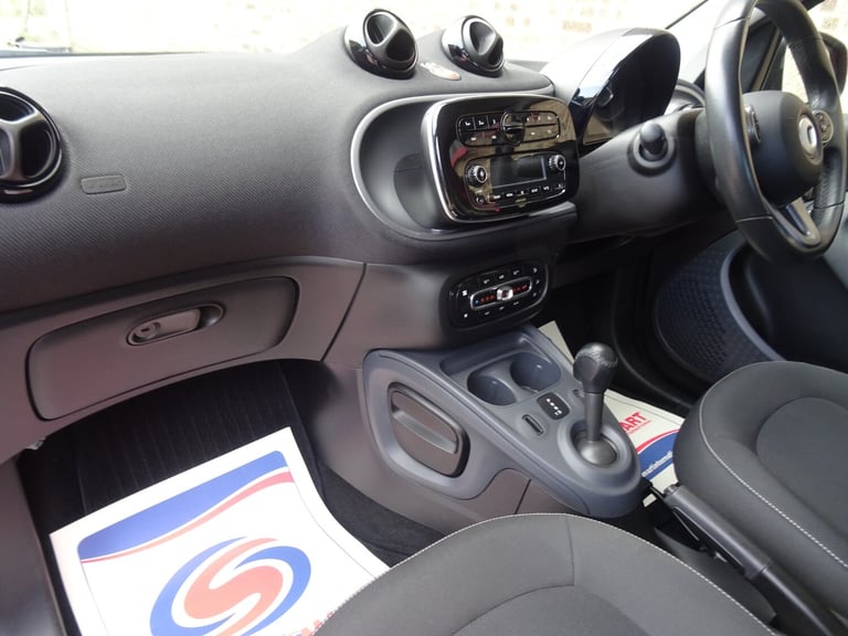 2018 smart forfour 0.9 Turbo Passion 5dr Automatic **LOW MILEAGE*ONLY 12000 MILES FROM NEW** HATC...