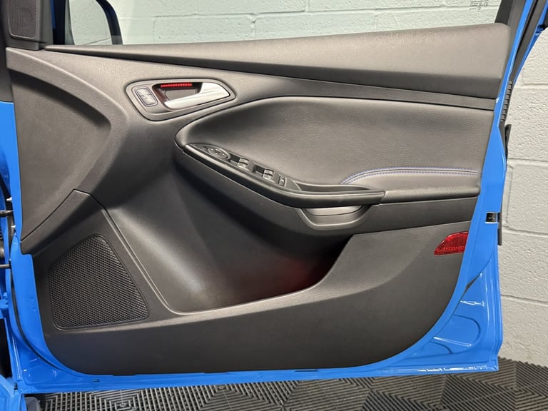 FORD FOCUS 2.3 T EcoBoost RS Blue Manual Petrol 2016