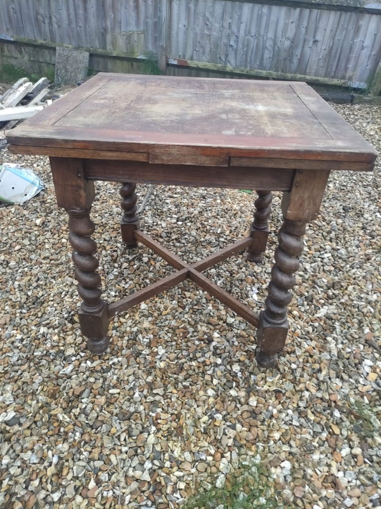 FREE ***Extending Dining Table Project