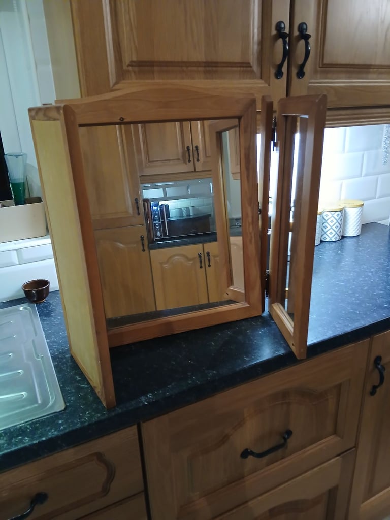 image for Free to collect in banbridge 3 way mirror