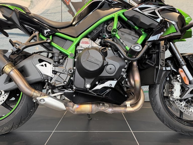 2023 Kawasaki ZR1000 H2