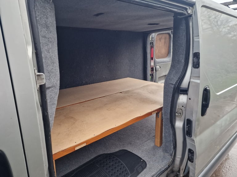 2008 Vauxhall Vivaro Silver LWB  Drives Perfect  3m MOT  Camper Project