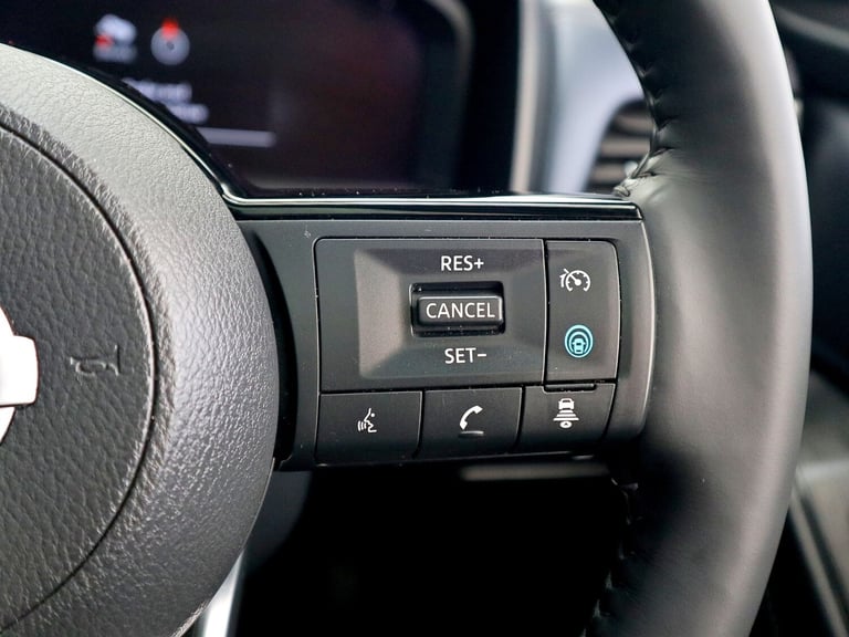 2022 Nissan Qashqai 1.3 Tekna + DiG-T MHEV 5DR Suv Petrol hybrid Suv Hybrid Manual