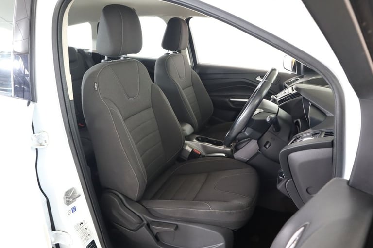 2016 Ford Kuga 1.5 EcoBoost 182 Zetec 5dr Auto HATCHBACK PETROL Automatic