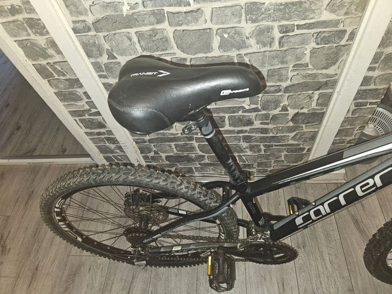 Carrera vengeance mountain bike