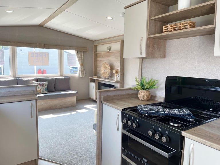 BRAND NEW STATIC CARAVAN FOR SALE ON BROADLAND SANDS HOLIDAY PARK