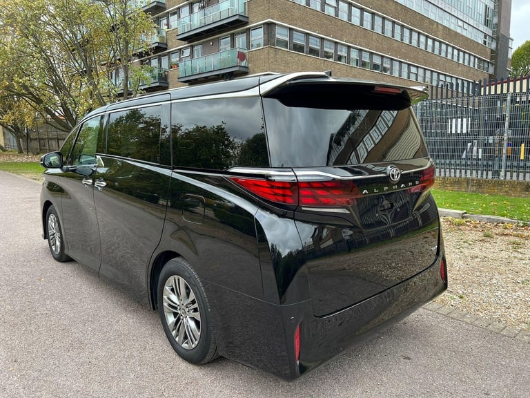  Toyota Alphard 2.5 HYBRID EXECUTIVE LOUNGE SUNROOF Petrol/Electric Hybrid Automatic