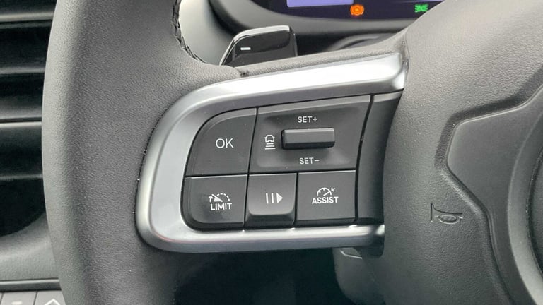  Jeep Avenger 1.2 e-Hybrid Summit 5dr DCT Hatchback Petrol Automatic