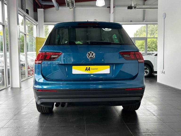2019 Volkswagen Tiguan 1.5 TSI EVO SE SUV 5dr Petrol Manual Euro 6 (s/s) (130 ps) 2 FORMER OWNERS...