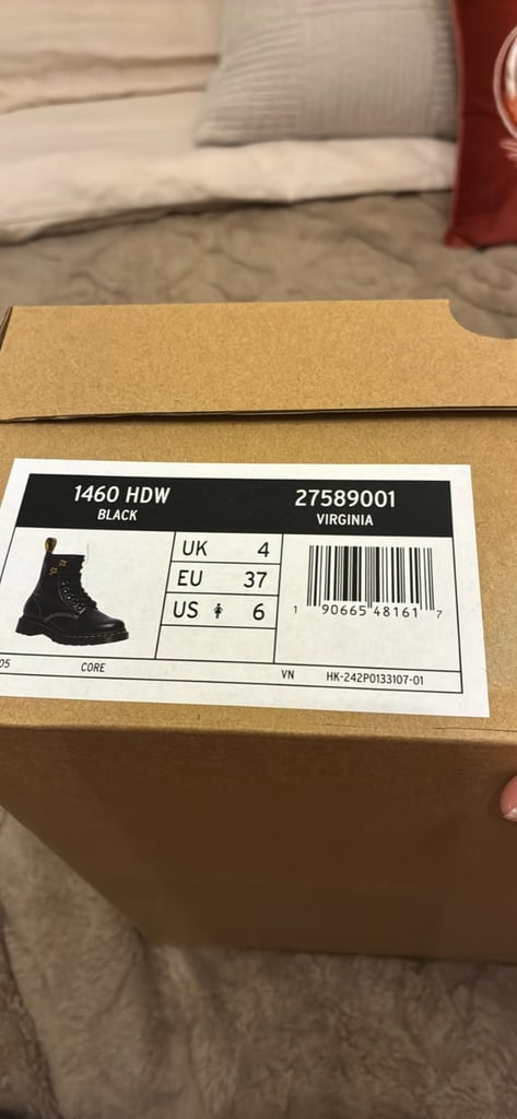 image for Dr Marten - Virginia size 4 ladies boots - BRAND NEW