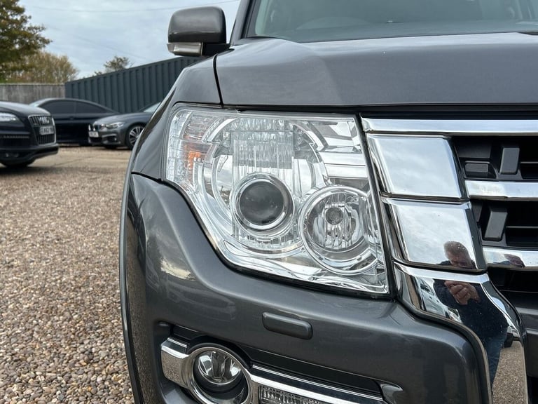 2016 Mitsubishi Shogun 3.2 DI-DC SG3 SUV 5dr Diesel Auto 4WD Euro 6 LWB (187 ps) ESTATE Diesel Au...