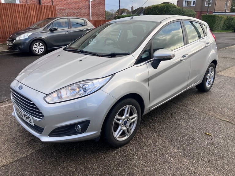 2013 Ford Fiesta 1.6 Zetec 5dr Automatic 54000 miles £5995 HATCHBACK Petrol Automatic