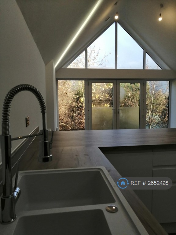 1 bedroom flat in Parkside East, Prenton, CH43 (1 bed) (#2652426)