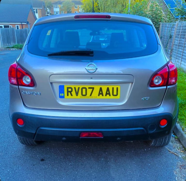 Qashqai AUTOMATIC GLASS roof 12Month Mot great runs Ulez free 