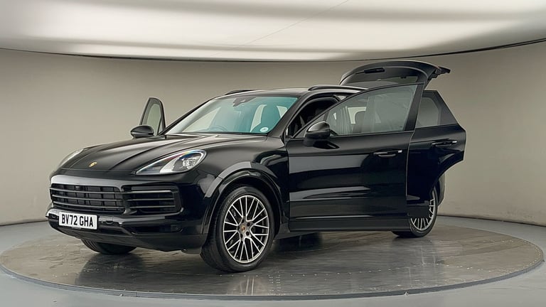 2022 Porsche Cayenne 3.0T V6 Platinum Edition TiptronicS 4WD Euro 6 (s/s) 5dr SUV Petrol Automatic