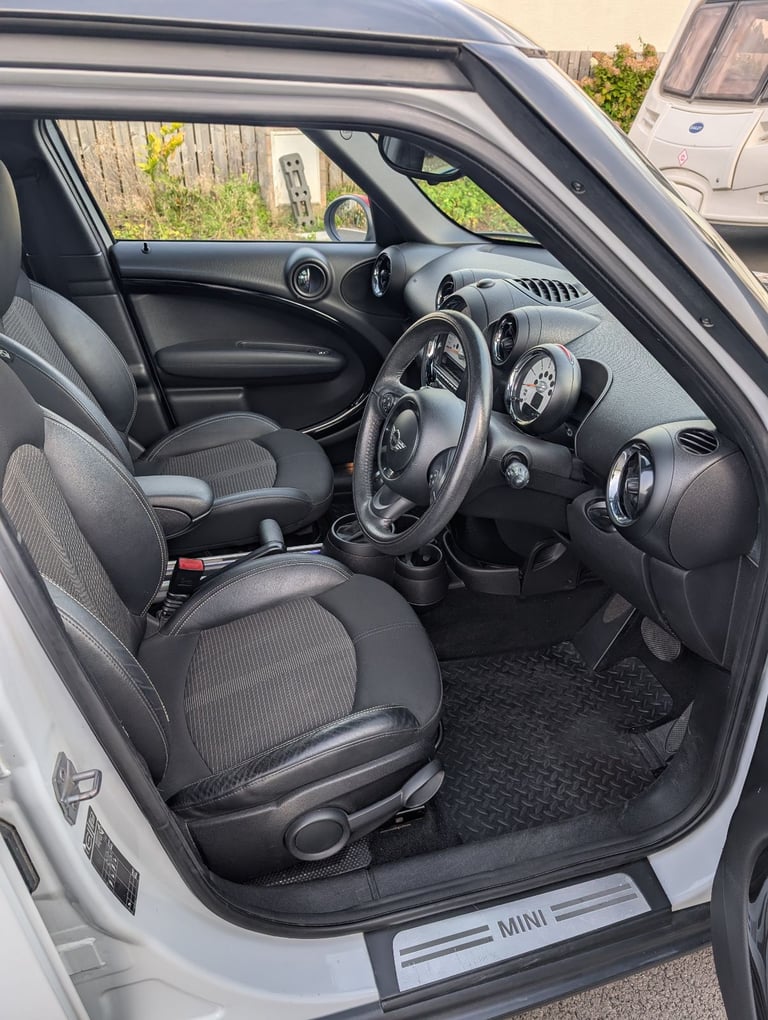 Mini, COUNTRYMAN, Hatchback, 2013, Semi-Auto, 1995 (cc), 5 doors