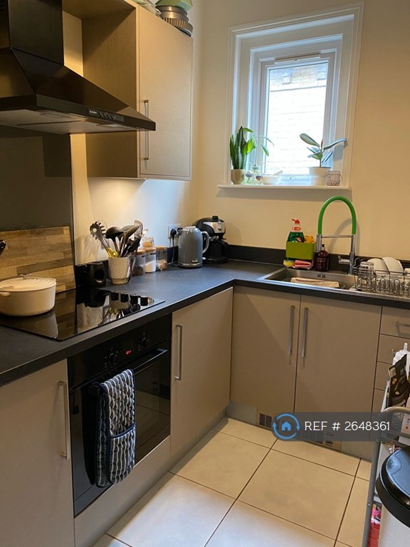 1 bedroom flat in The Avenue, Southampton, SO17 (1 bed) (#2648361)